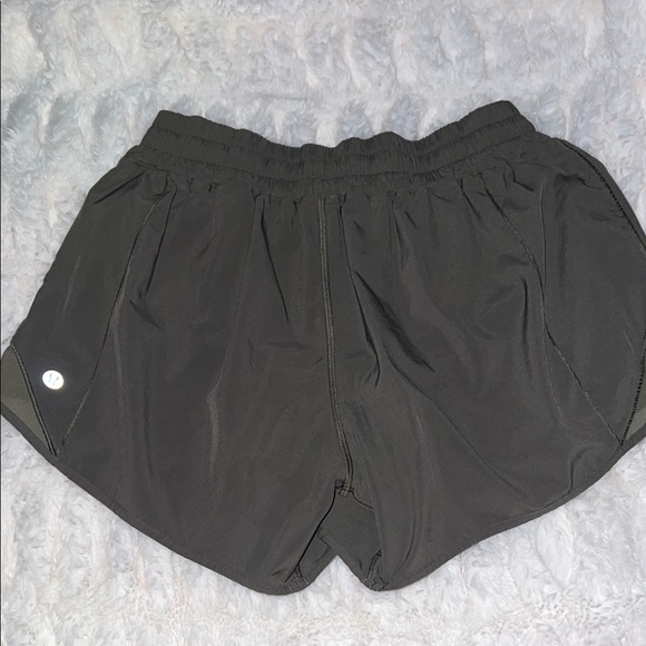 Lululemon hotty hot shorts - Picture 2 of 4
